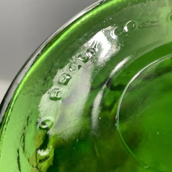 Vintage EO Brody Embossed Green Glass Vase, Super Retro! - Picture 7 of 7